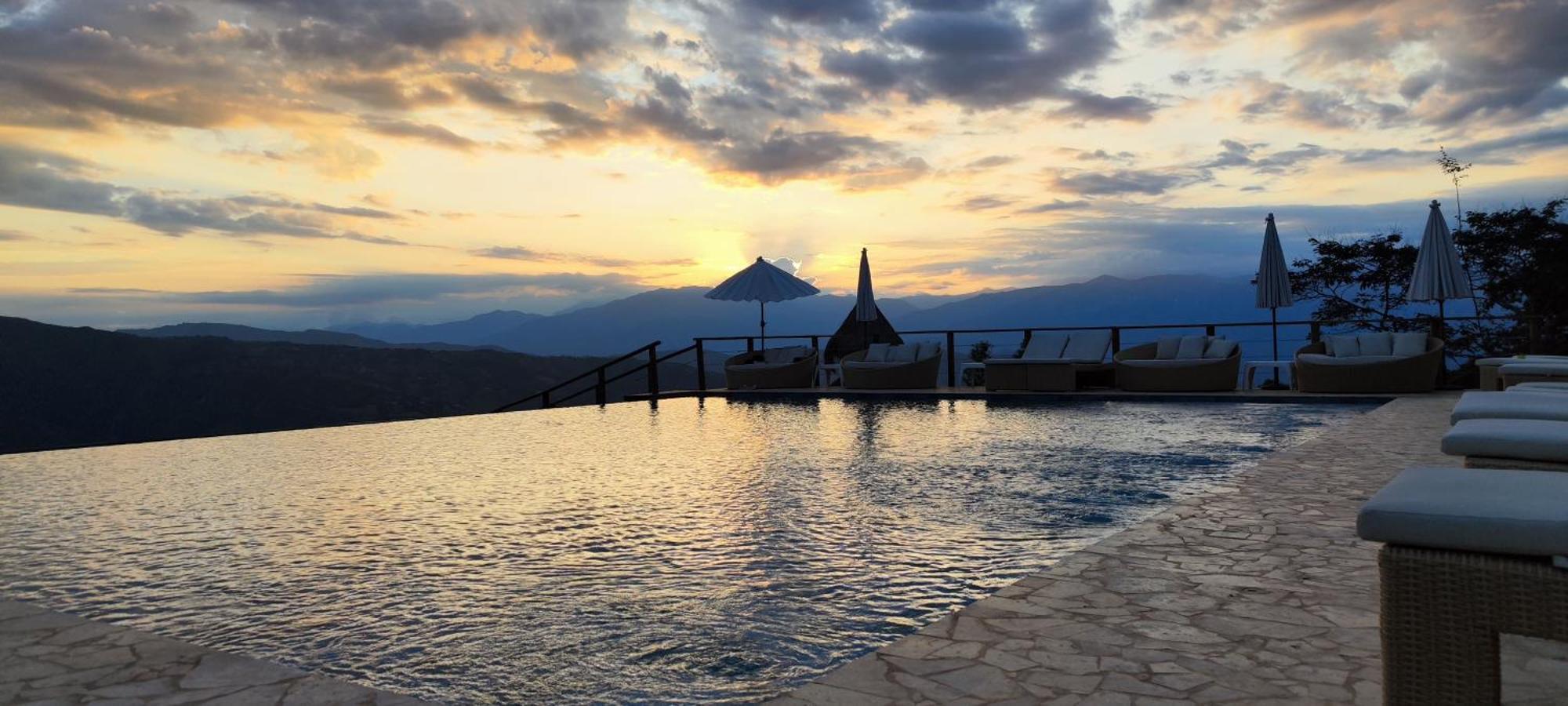 Nalua Glamping Y Hotel San Jerónimo Eksteriør bilde